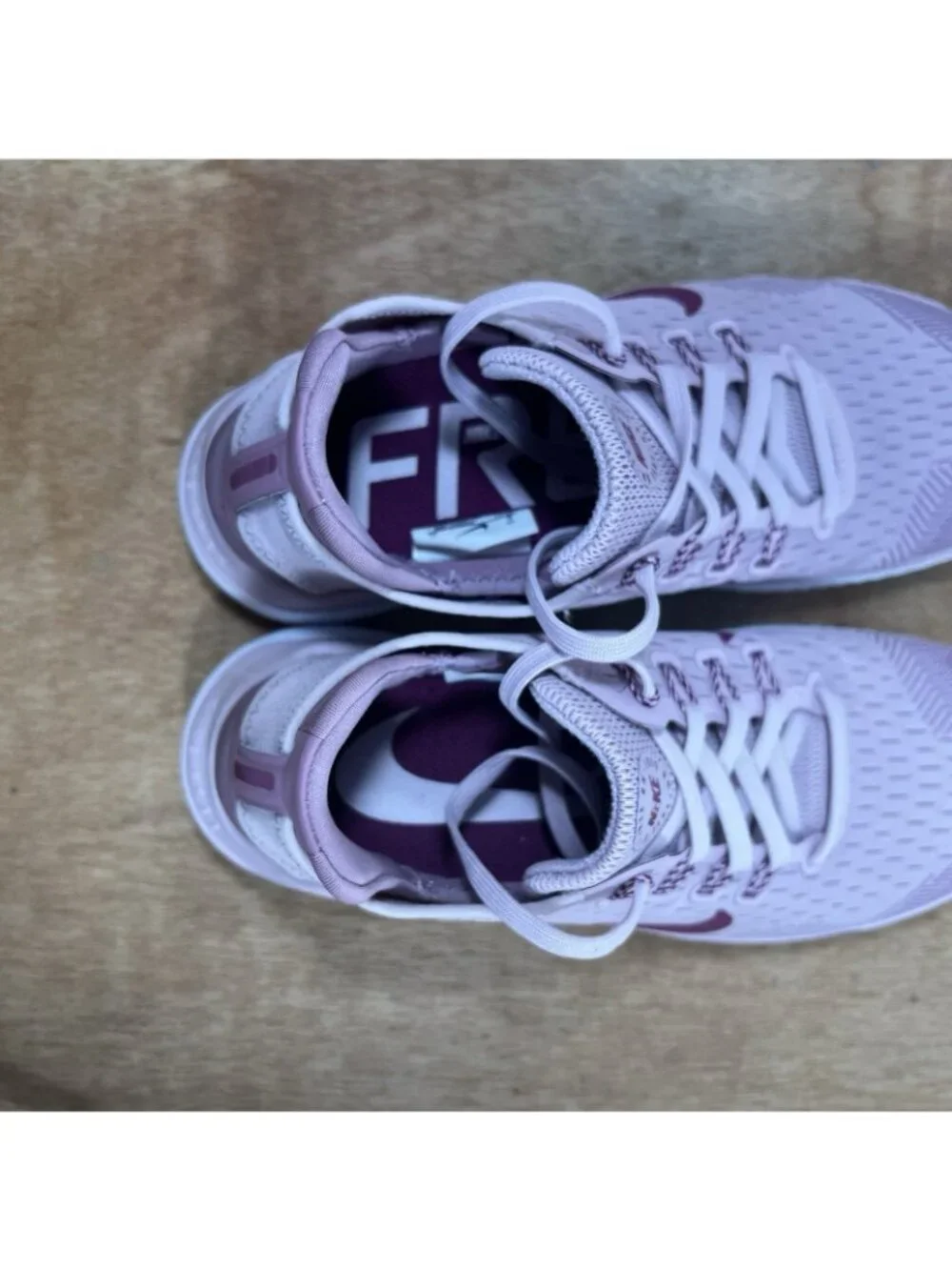 Nike Free RN 2018 Women's Size 9 Running Shoes Plum Chalk True Berry